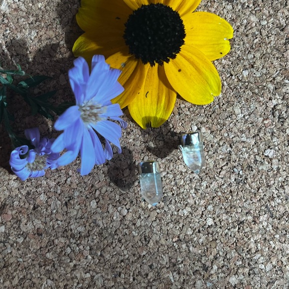 Resin earrings with gold leaf. - Picture 1 of 1